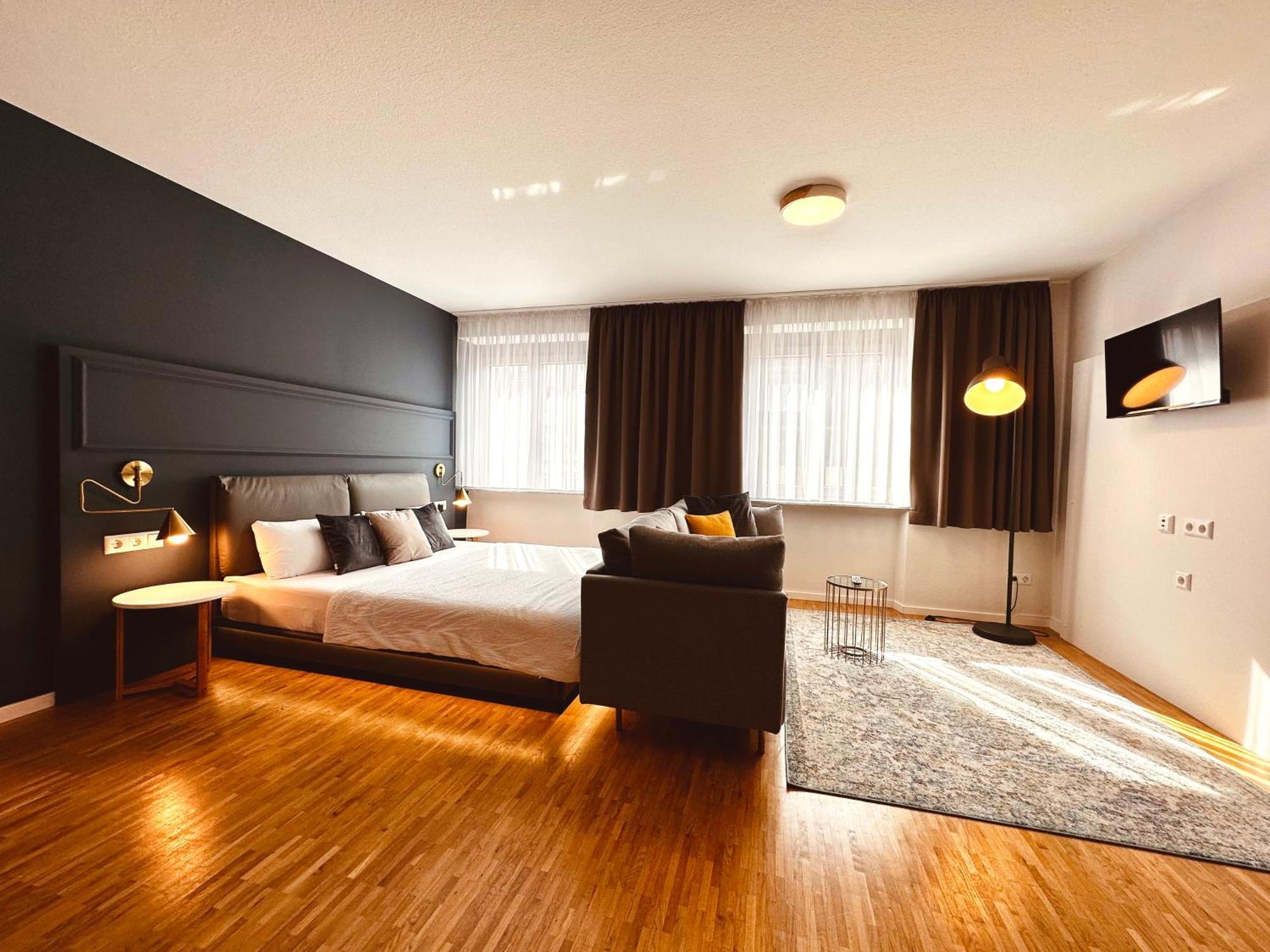 Stadthaus Neckarsulm Serviced Apartments - Stadthaus Schrade Esterno foto